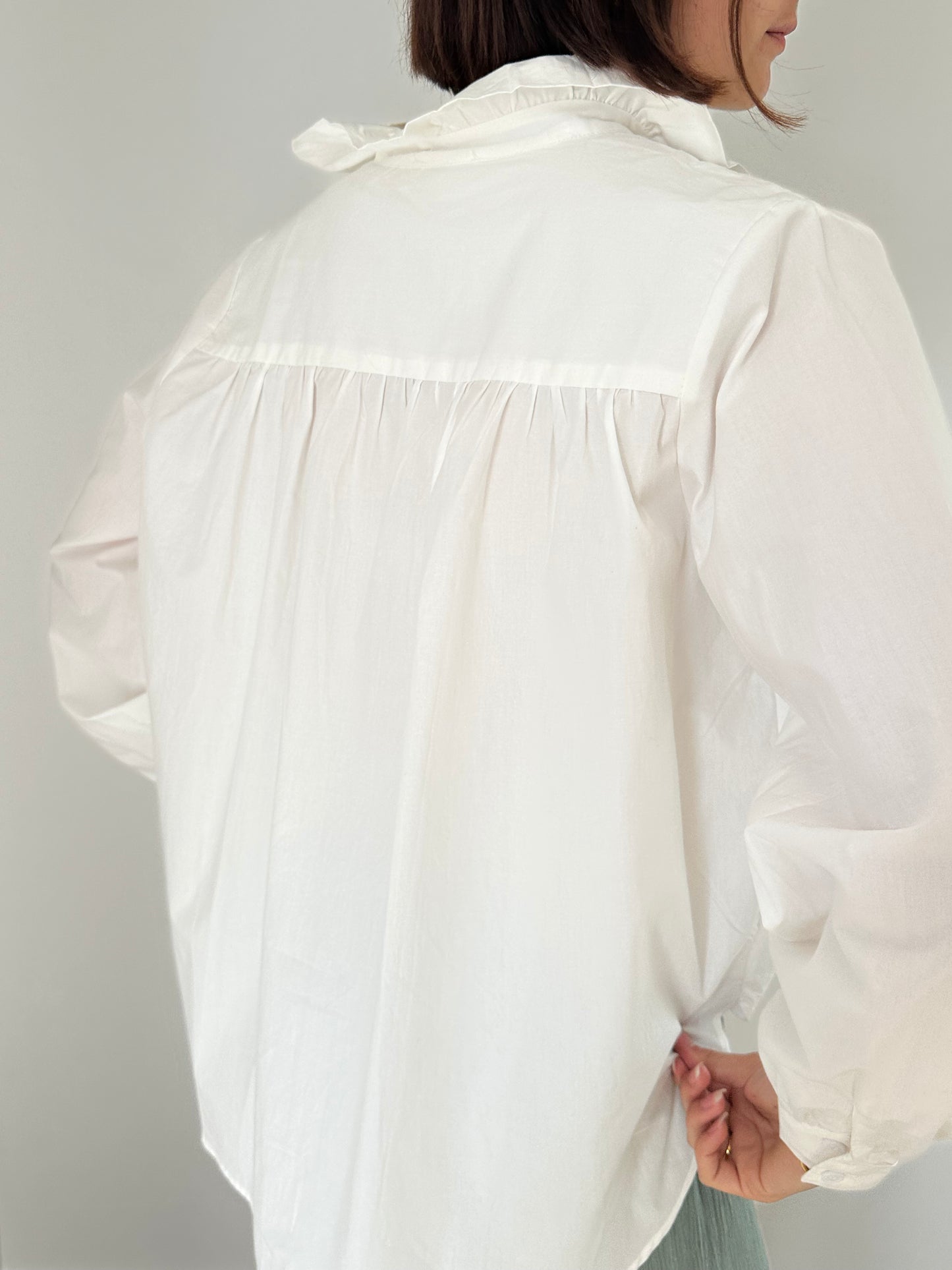 Chemise col froufrou blanche FLO