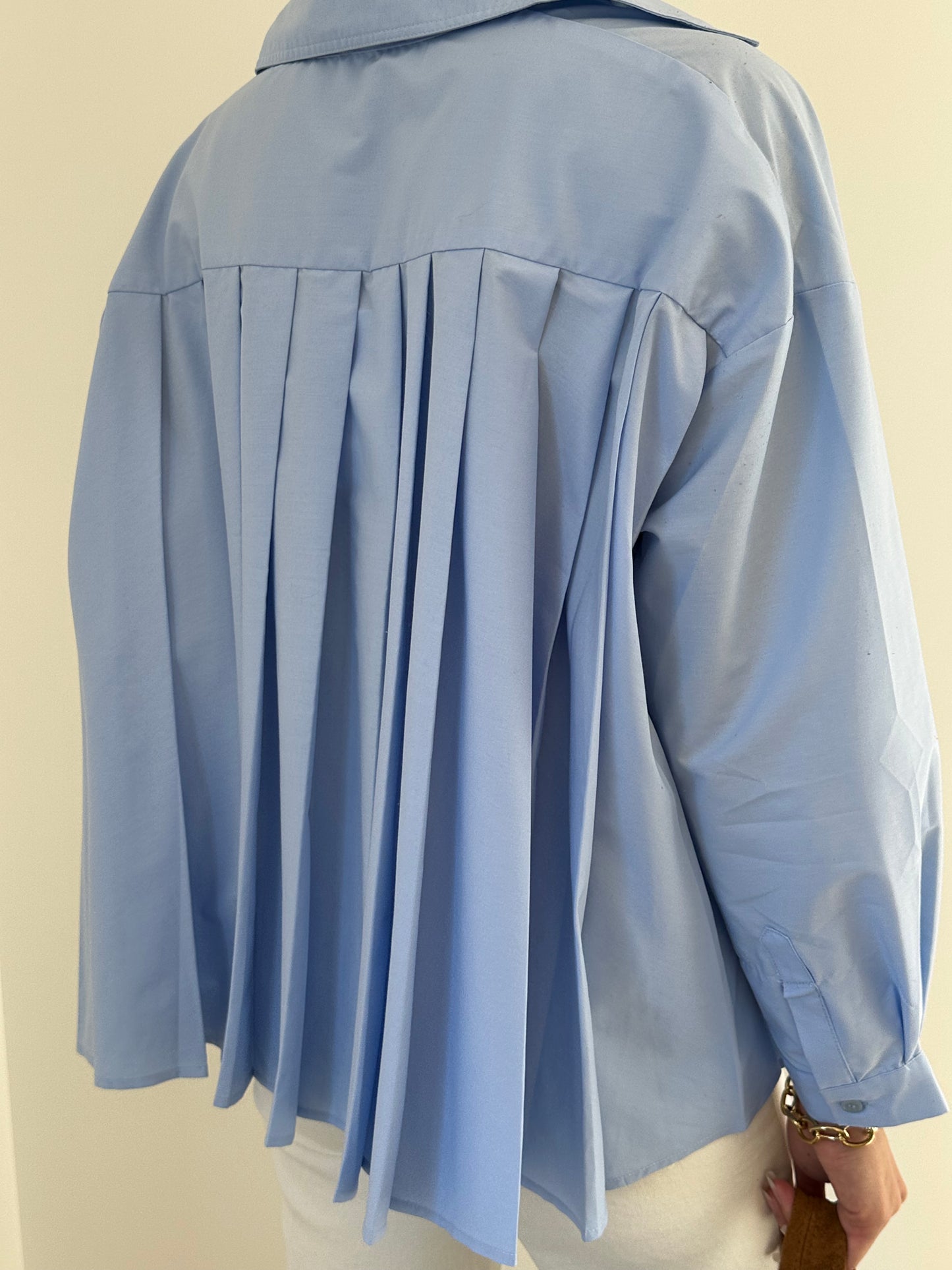 Chemise plissée dans le dos bleu LÉA
