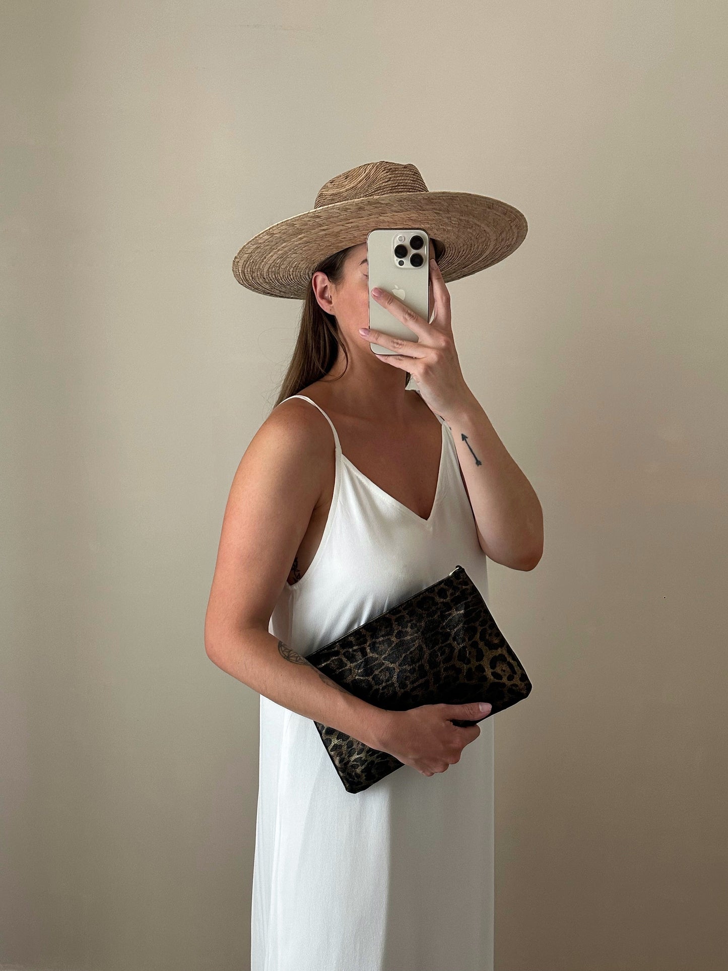 Pochette léopard kaki LISA